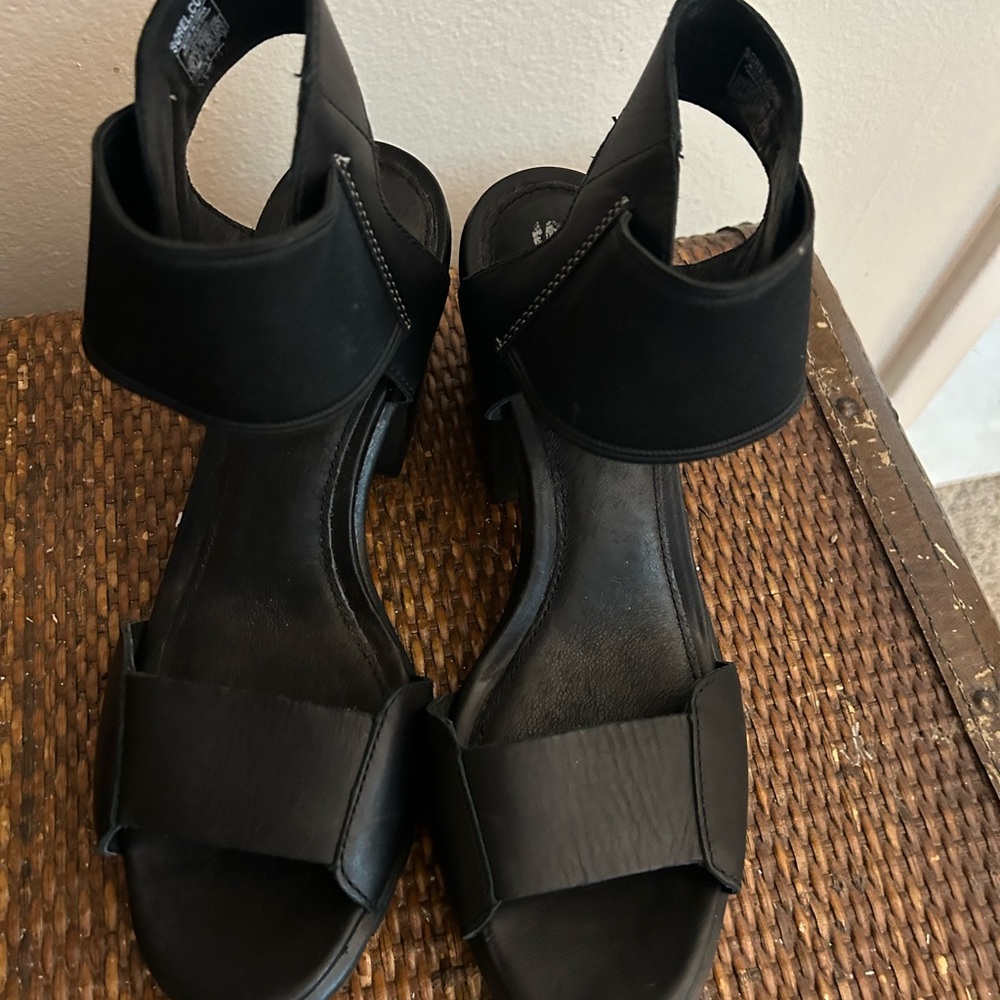 Sorel Women’s Nadia Slingback Sandal size 8.5 Black
